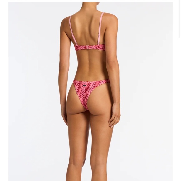 Triangl Bathing suit - Picture 2 of 3